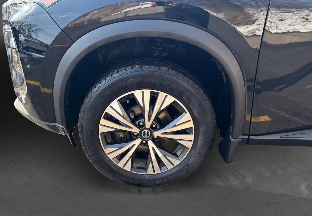 Used 2021 Nissan Rogue SV image 12