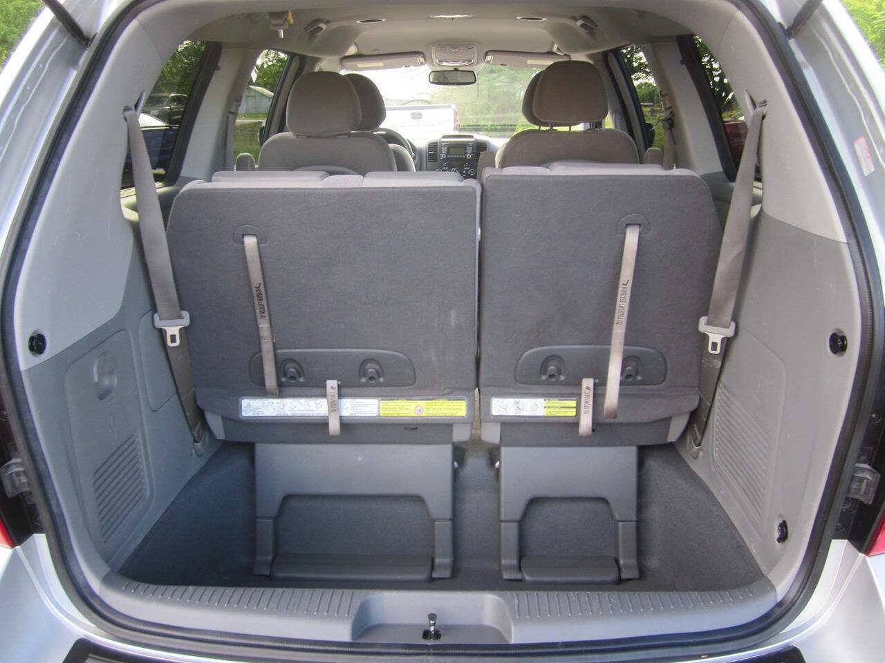 Used 2012 Kia Sedona LX w/ PWR Pkg FWD image 14