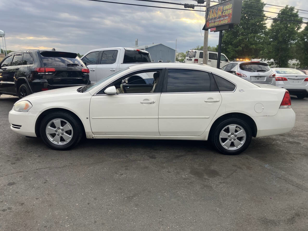 Used 2007 Chevrolet Impala LT FWD image 10