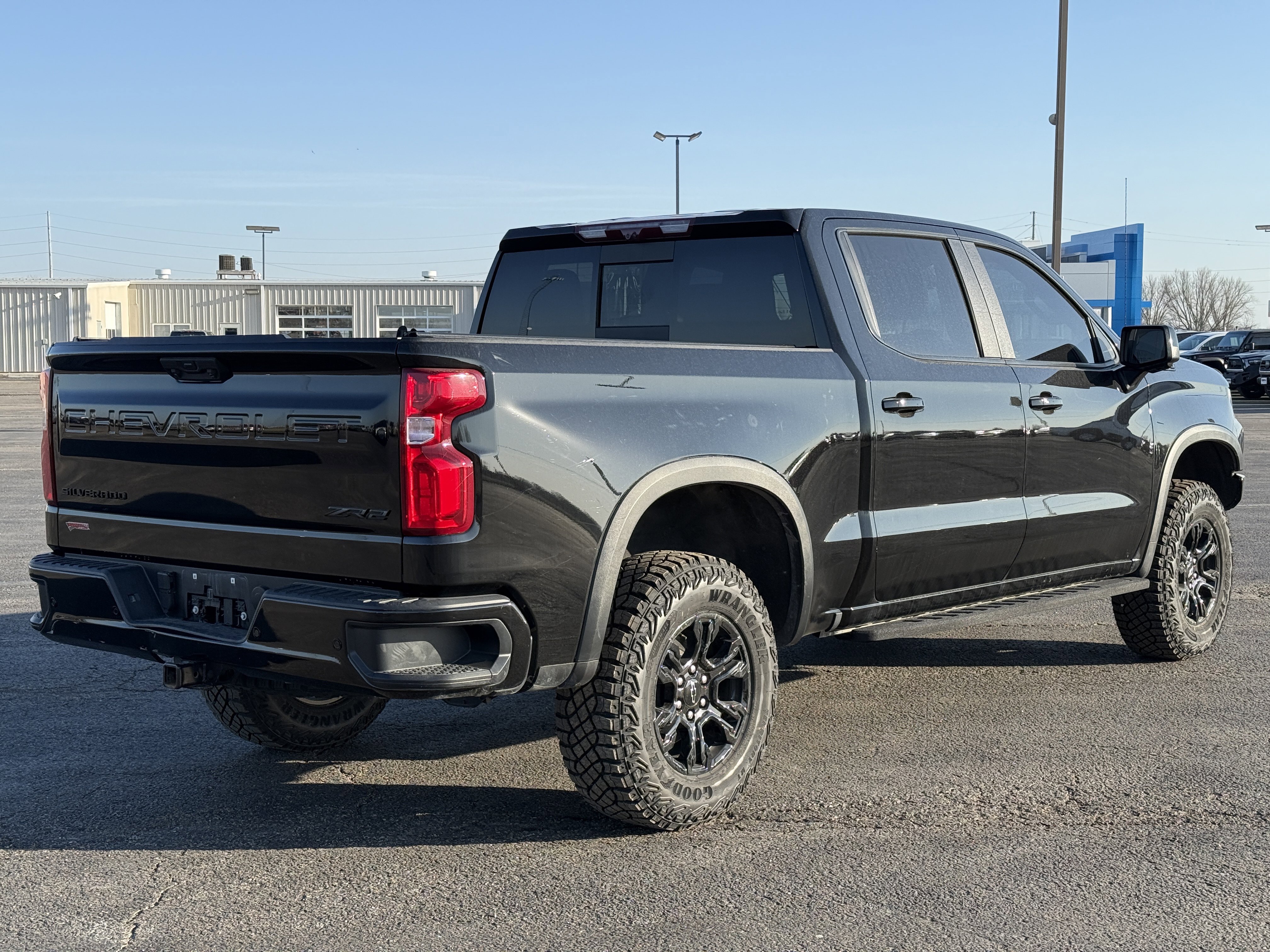 Used 2024 Chevrolet Silverado 1500 ZR2 w/ Technology Package image 3