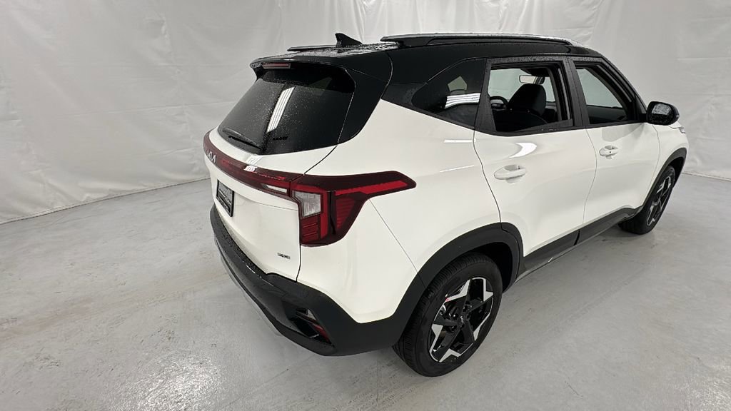 New 2026 Kia Seltos S image 3