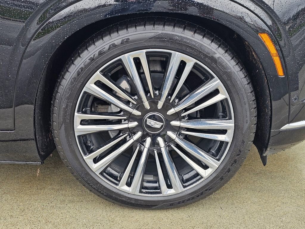 Used 2026 Cadillac Vistiq Premium Luxury AWD/4WD image 9