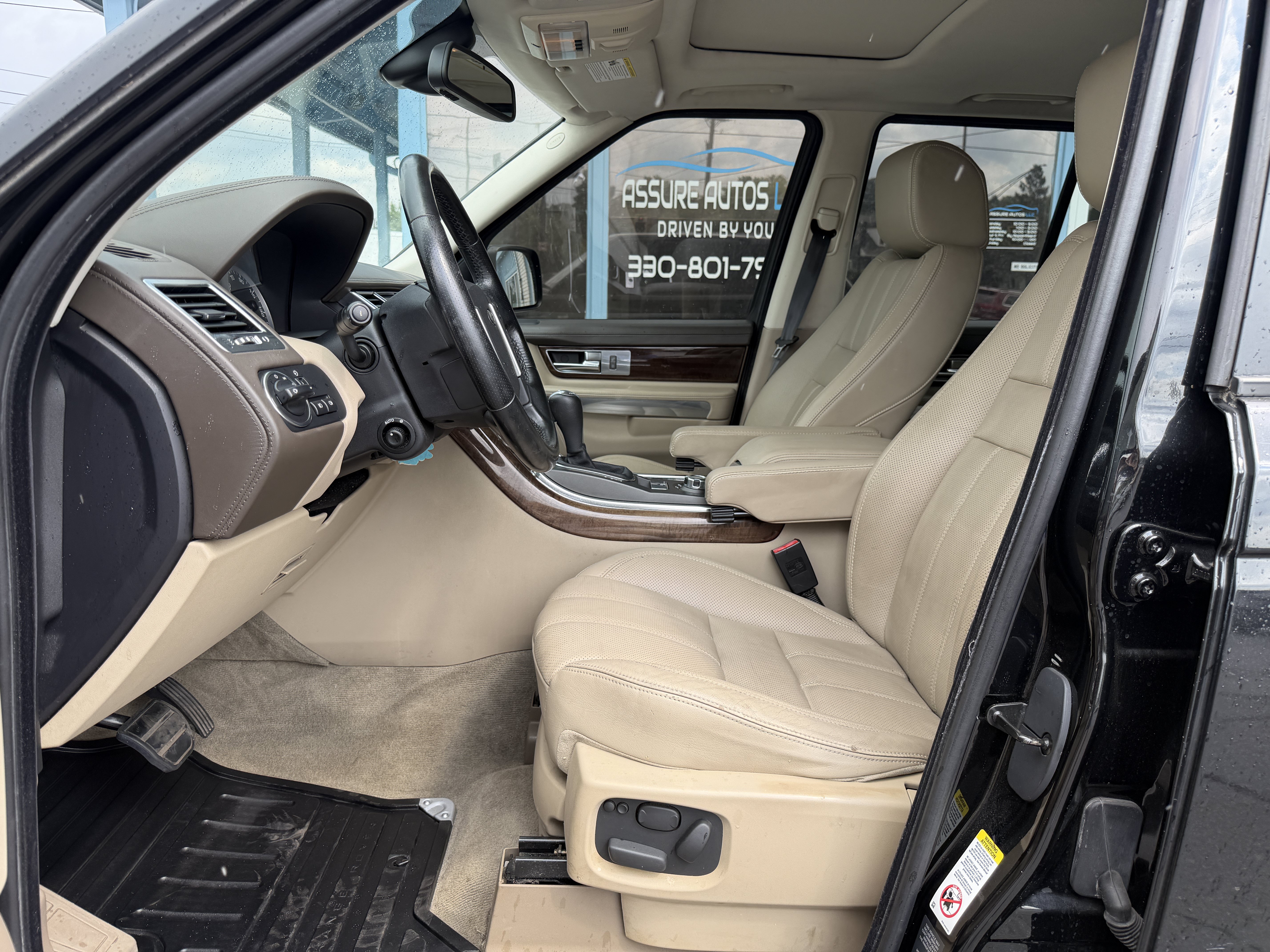 Used 2011 Land Rover Range Rover Sport HSE LUX AWD/4WD image 11