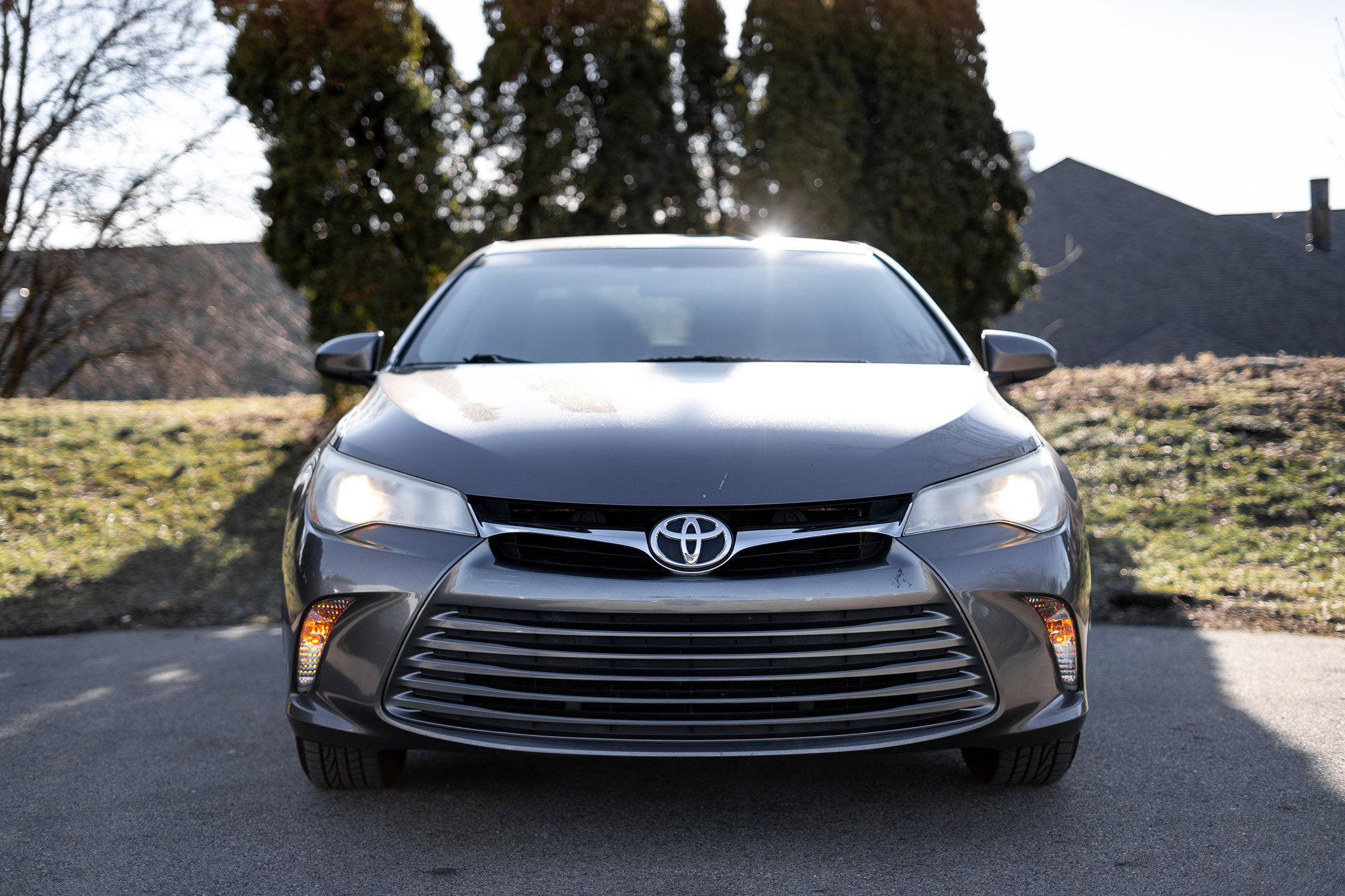 Used 2017 Toyota Camry LE image 2