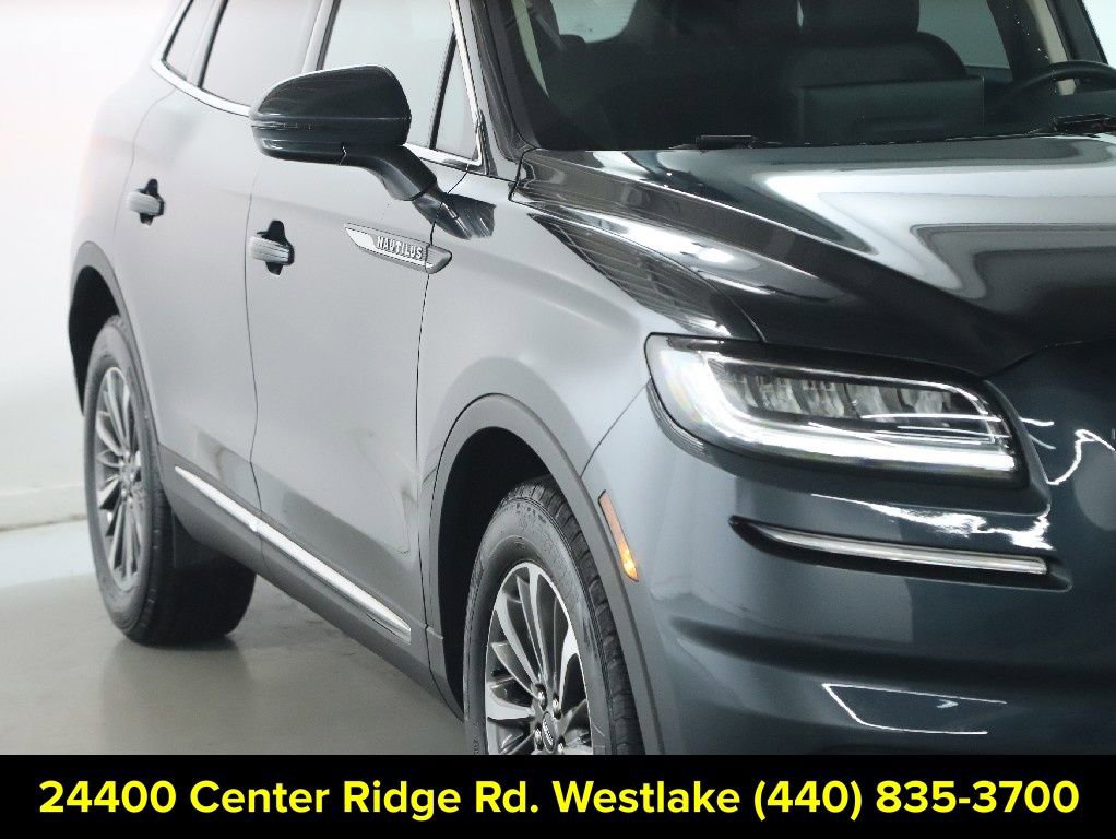 Used 2023 Lincoln Nautilus AWD w/ Premium Package image 9