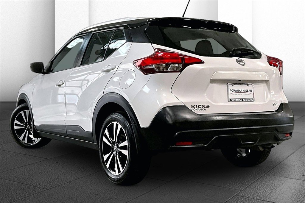 Certified 2019 Nissan Kicks SV image 10