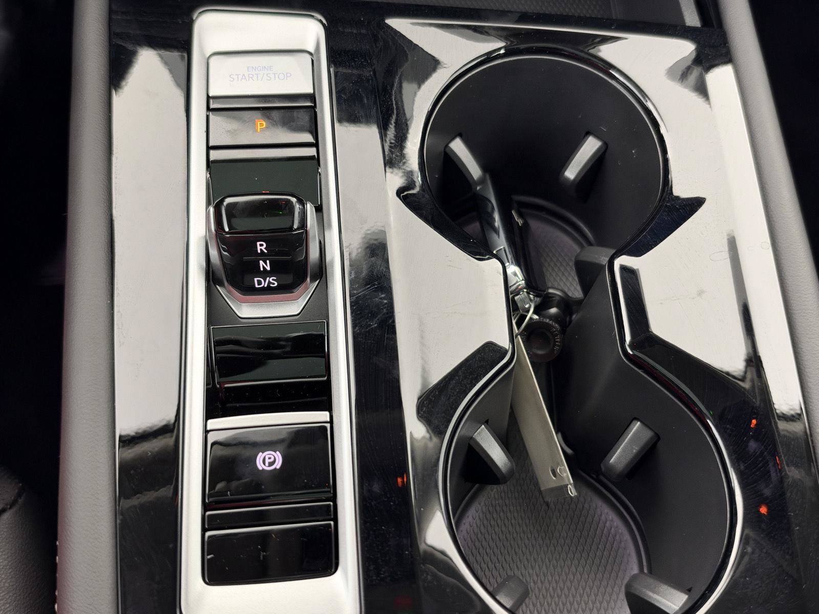 New 2026 Volkswagen Atlas SE FWD image 34