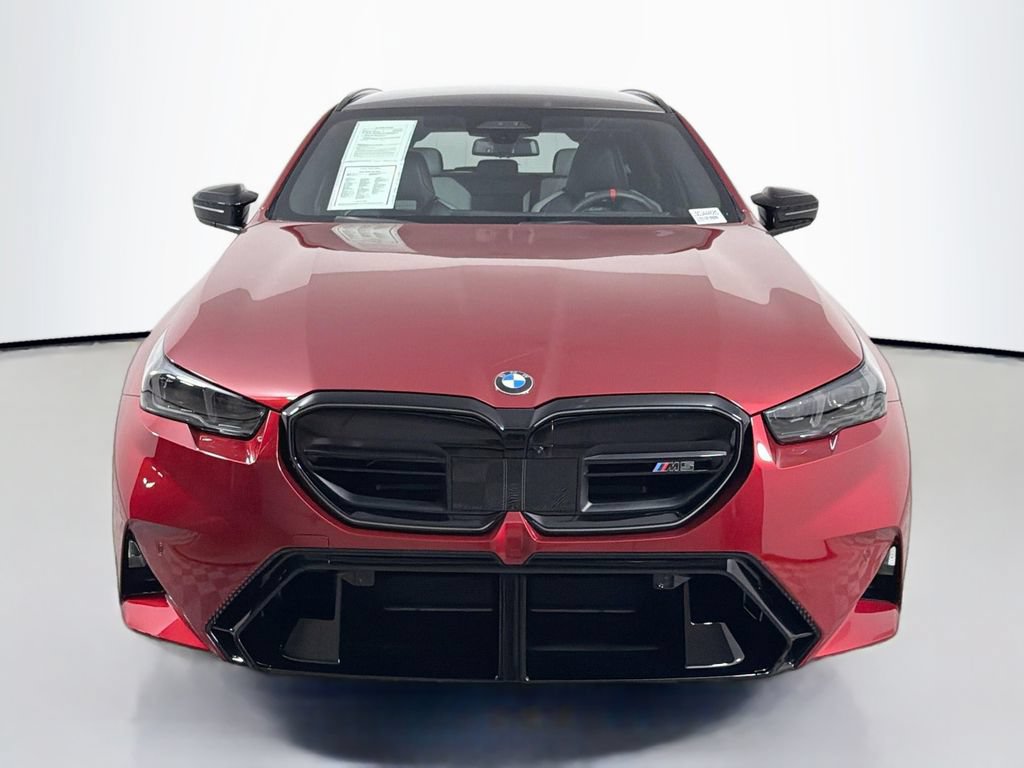 Used 2025 BMW M5 Touring AWD/4WD image 2