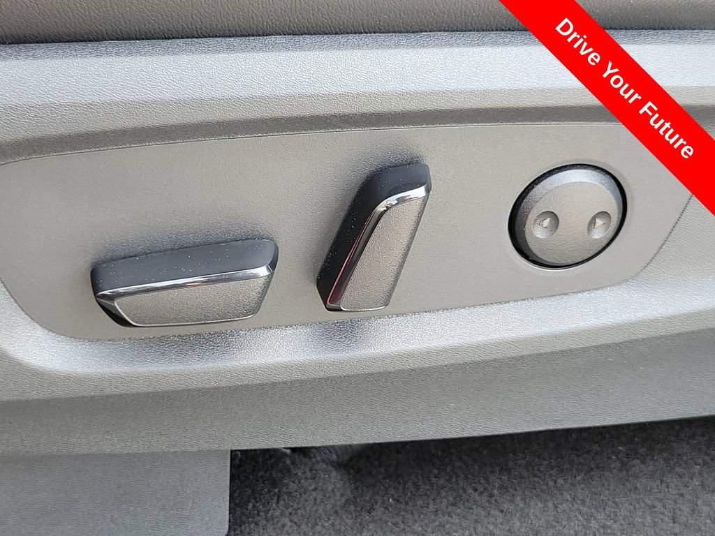 Used 2024 Nissan Pathfinder Rock Creek AWD/4WD image 18