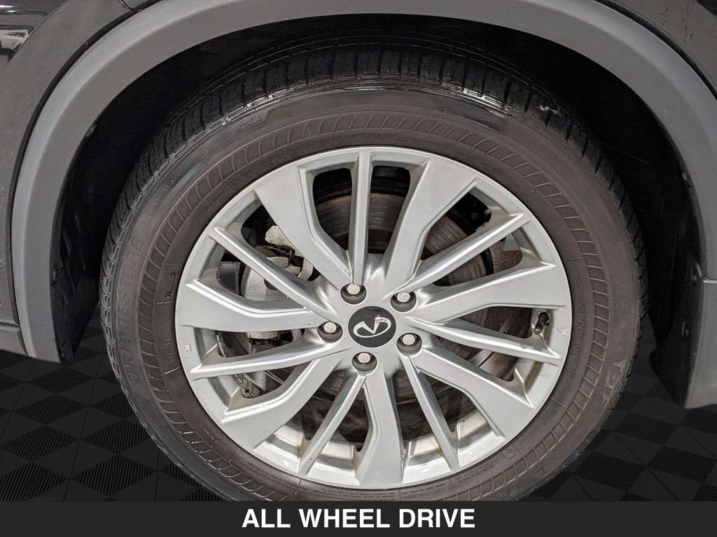Used 2023 INFINITI QX50 Luxe AWD/4WD image 9