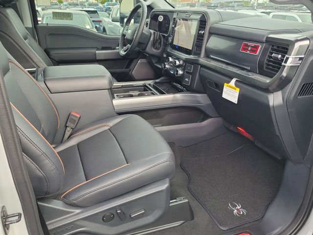 New 2026 Ford F250 Lariat w/ Black Appearance Package image 23