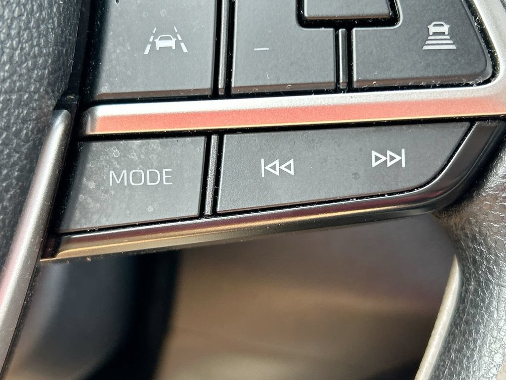 Used 2025 Toyota Grand Highlander FWD image 17