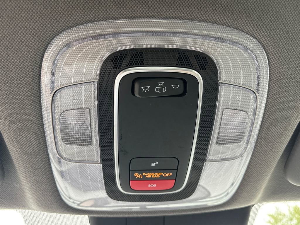 Used 2024 Hyundai Elantra SEL image 33