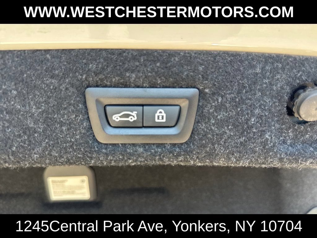 Used 2021 BMW 530i xDrive w/ M Sport Package AWD/4WD image 27