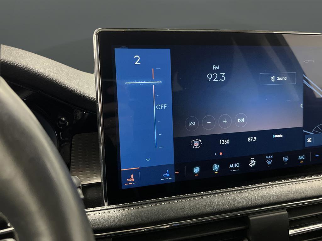 Used 2024 Lincoln Corsair Grand Touring w/ Equipment Group 301A image 8