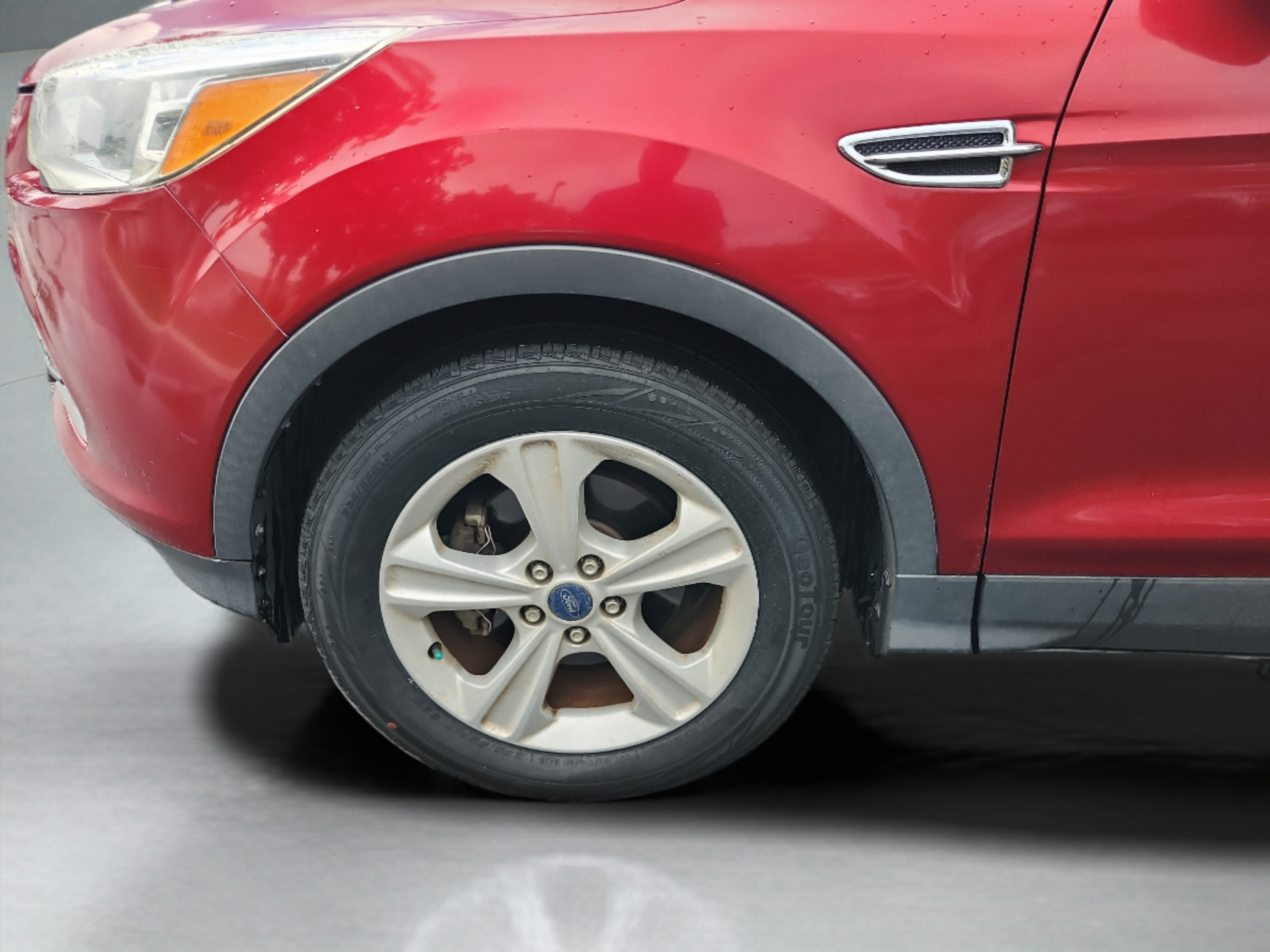 Used 2016 Ford Escape SE w/ Equipment Group 201A FWD image 27