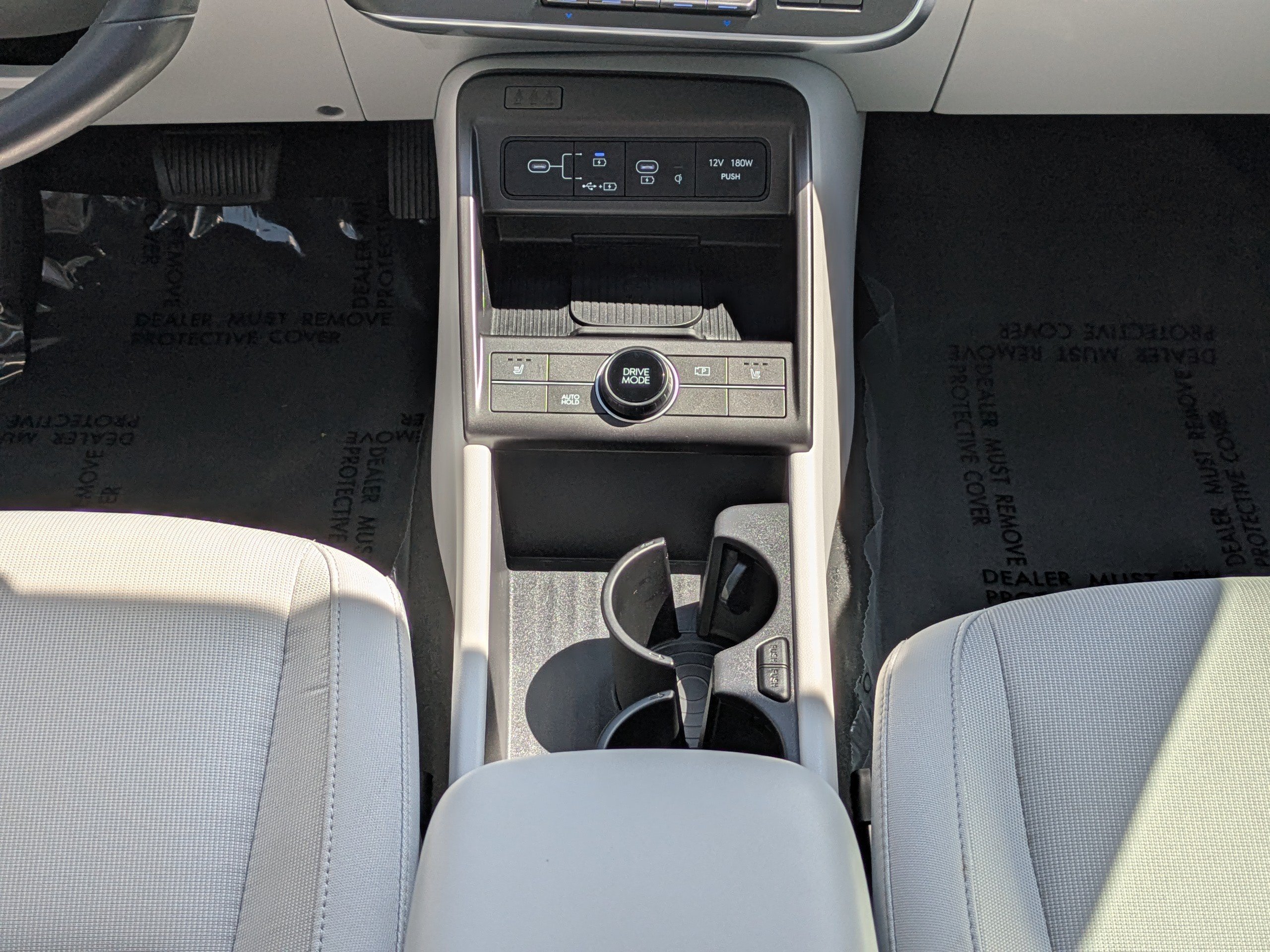 Used 2025 Hyundai Kona SEL FWD image 20