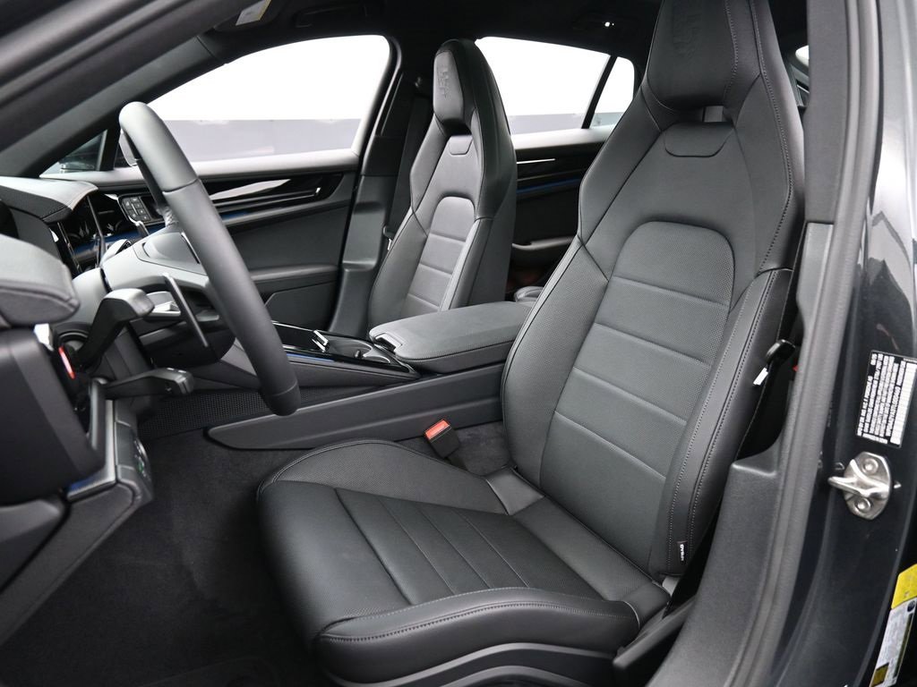 New 2026 Porsche Panamera 4 image 5