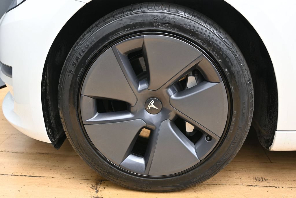 Used 2023 Tesla Model 3 Standard Range RWD image 13