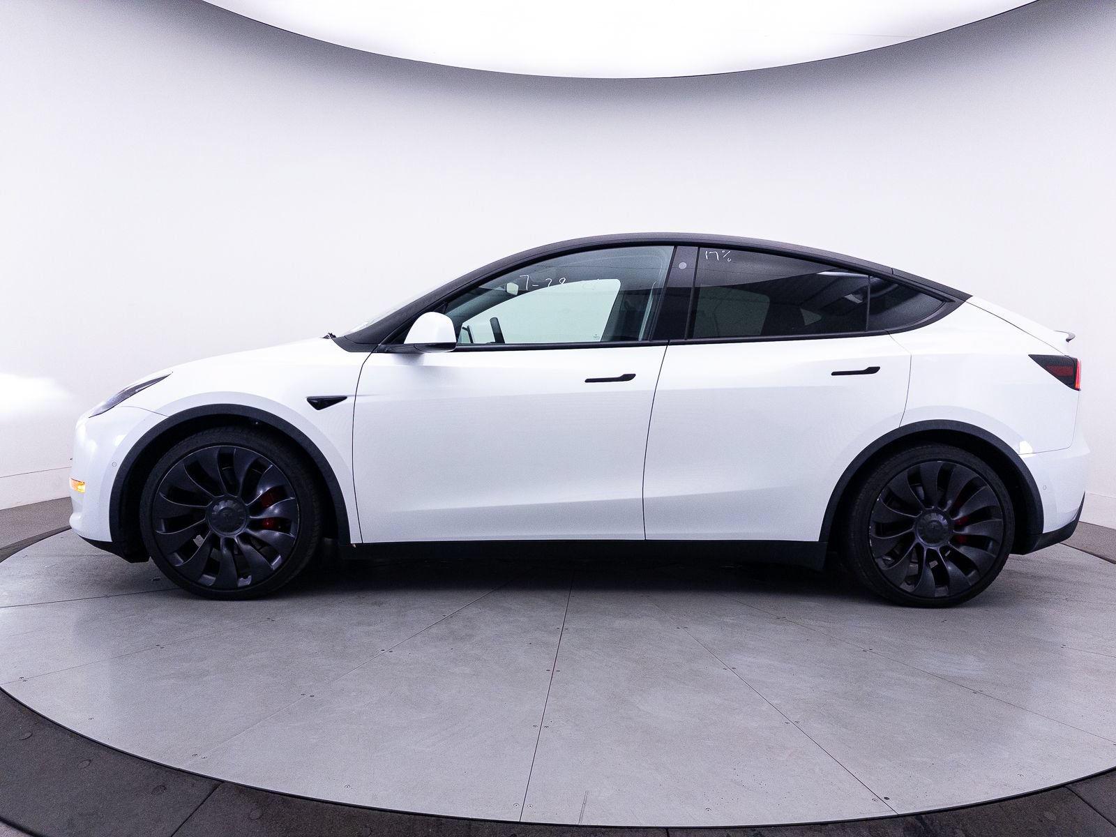 Used 2021 Tesla Model Y Performance AWD/4WD image 36