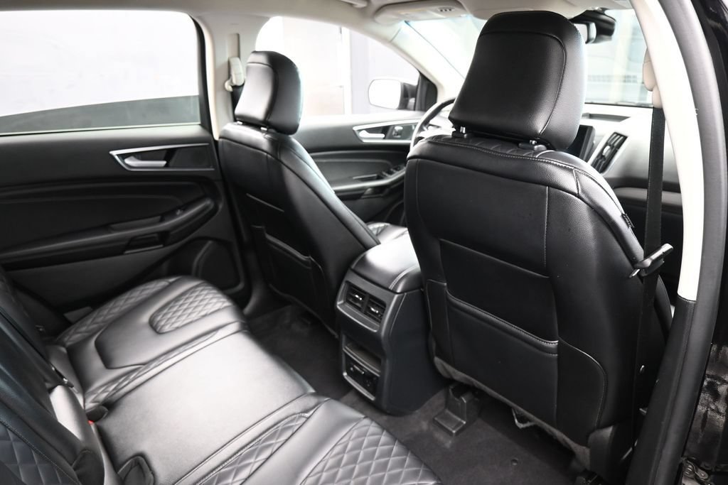 Used 2024 Ford Edge Titanium AWD/4WD image 46