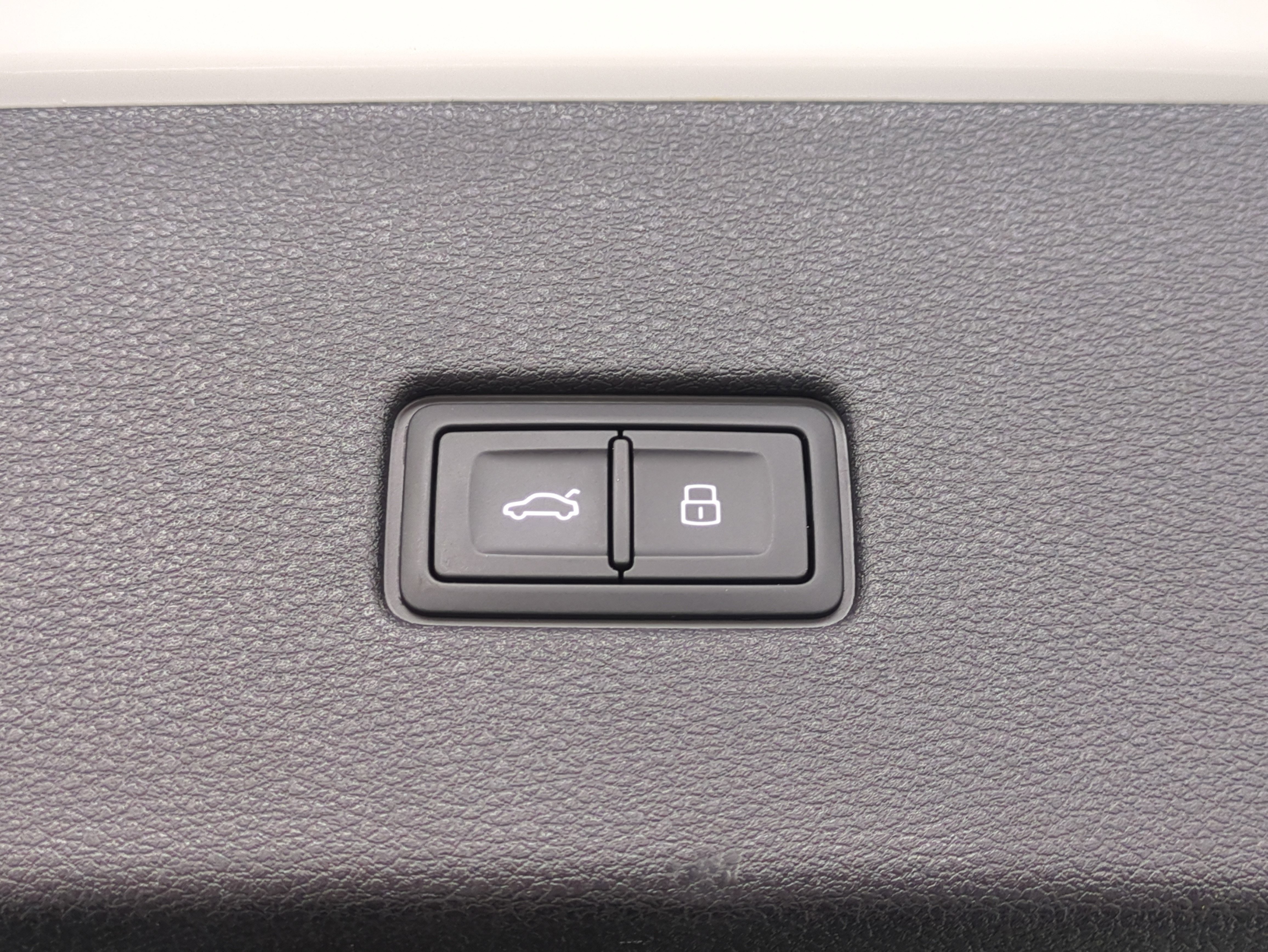 Used 2024 Audi SQ8 Prestige image 14