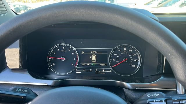 Used 2023 Kia Sorento LX image 11