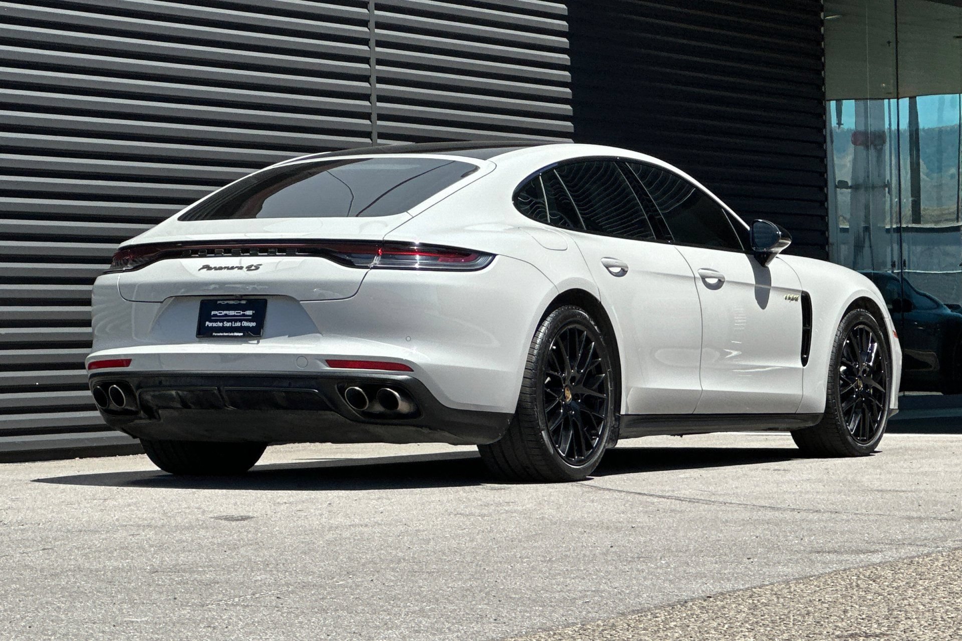 Certified 2022 Porsche Panamera 4S AWD/4WD image 8