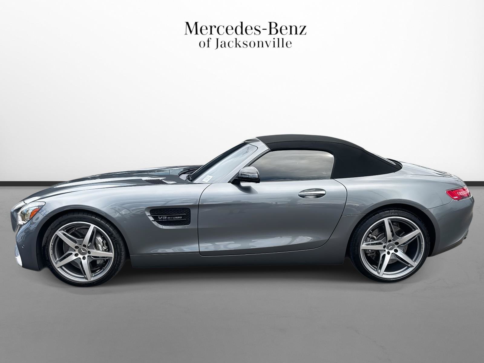 Used 2018 Mercedes-Benz AMG GT Roadster image 6