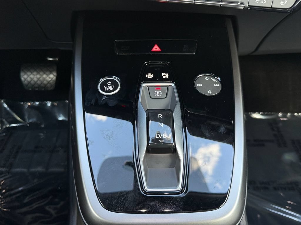 Used 2025 Audi Q4 e-tron Premium Plus RWD image 19