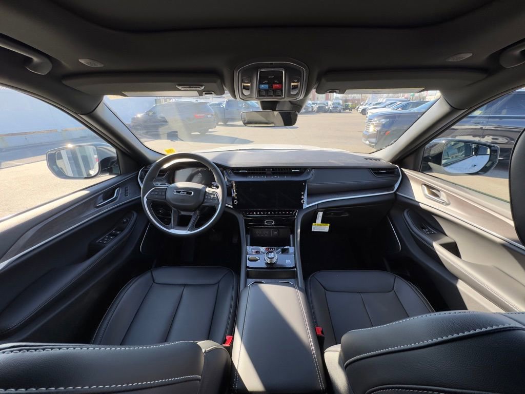 New 2026 Jeep Grand Cherokee Limited w/ Limited Altitude Package image 26