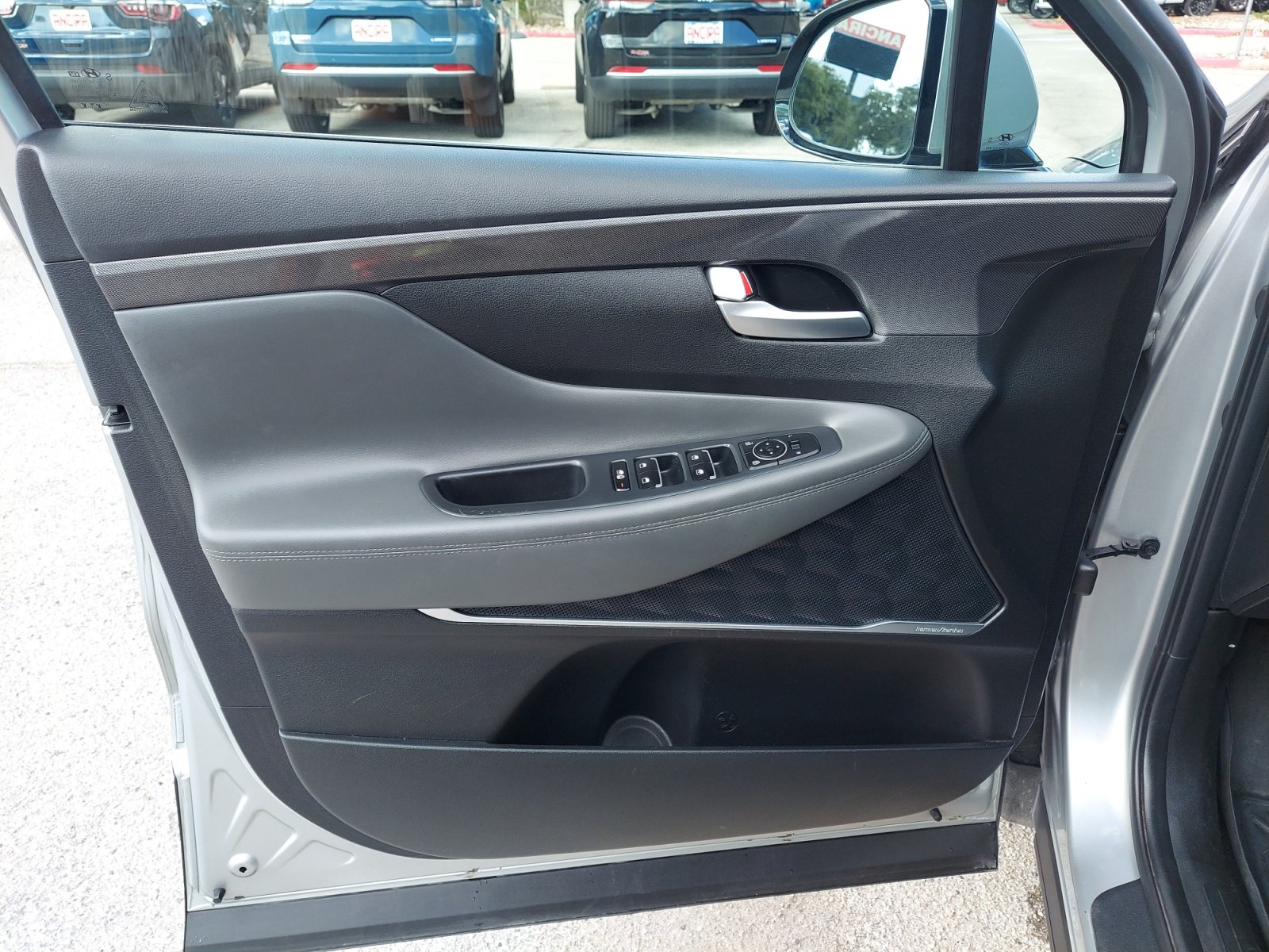 Used 2023 Hyundai Santa Fe SEL w/ Premium Package FWD image 28