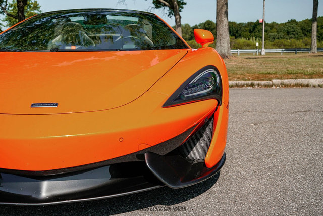 Used 2019 McLaren 570S Spider image 53
