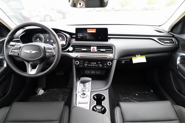 New 2025 Genesis G70 2.5T image 11