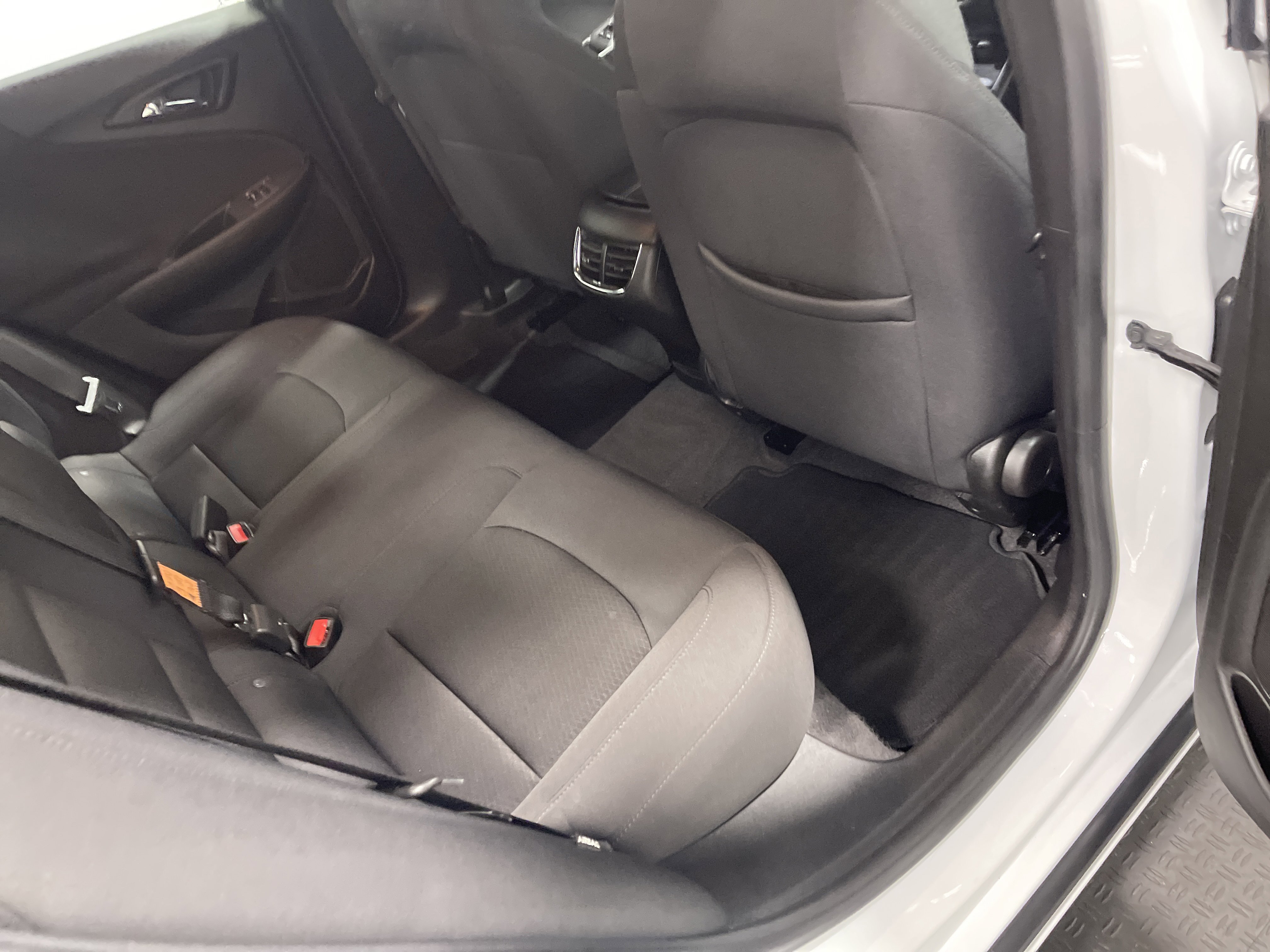 Used 2023 Chevrolet Malibu LT image 21