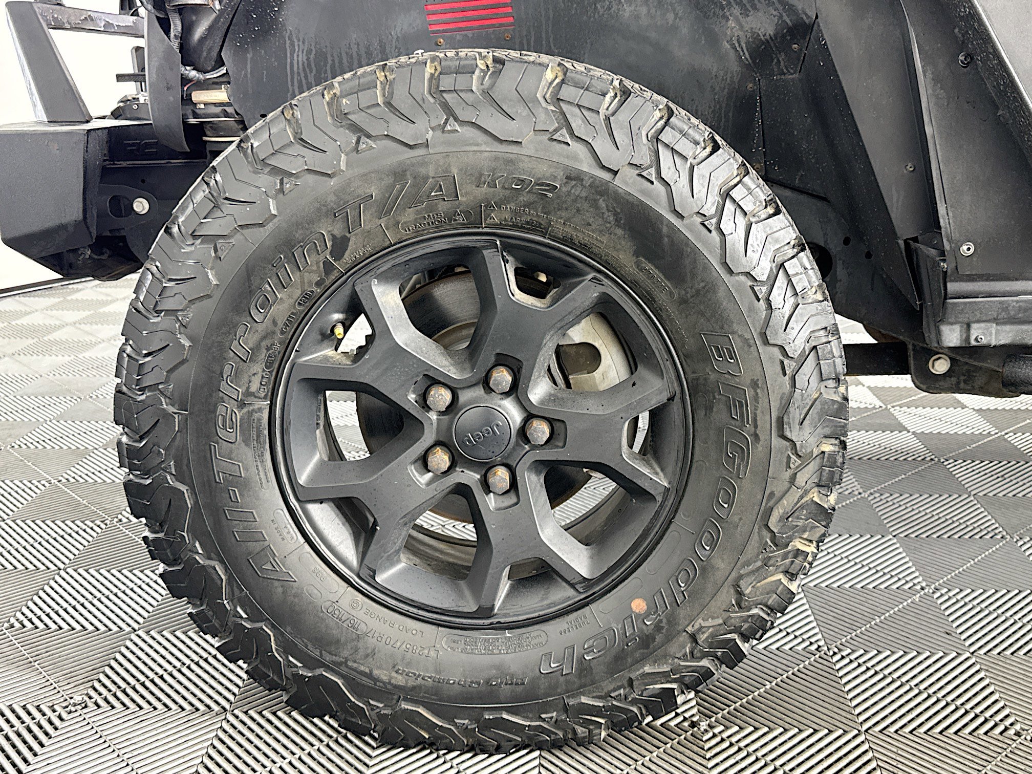 Used 2020 Jeep Wrangler Sport image 33