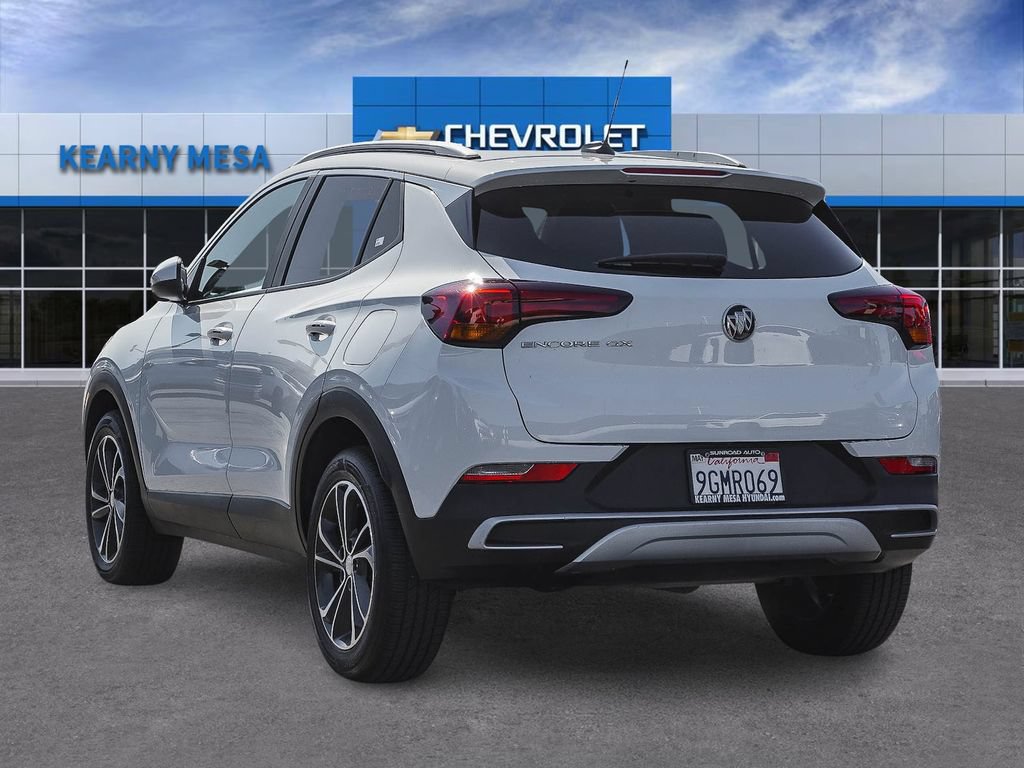 Used 2023 Buick Encore GX Select w/ Safety Package II FWD image 4