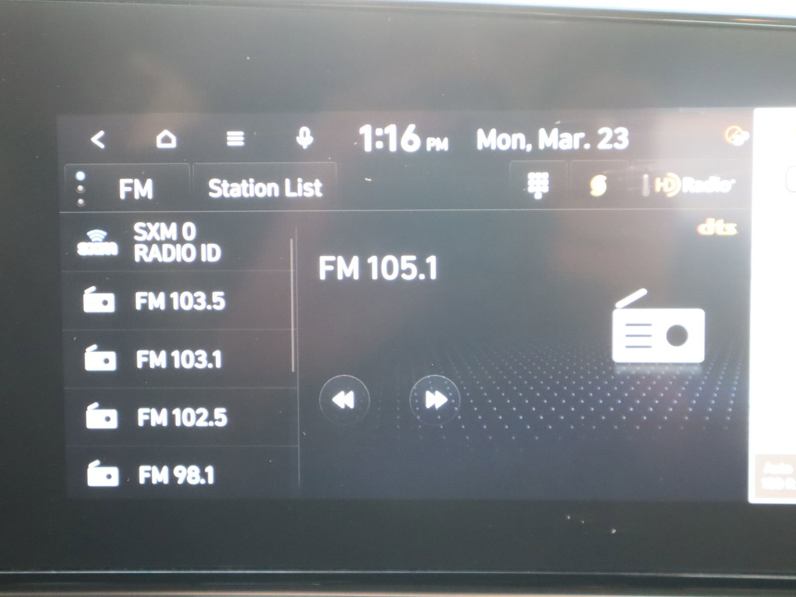 Used 2024 Hyundai Elantra SEL FWD image 40