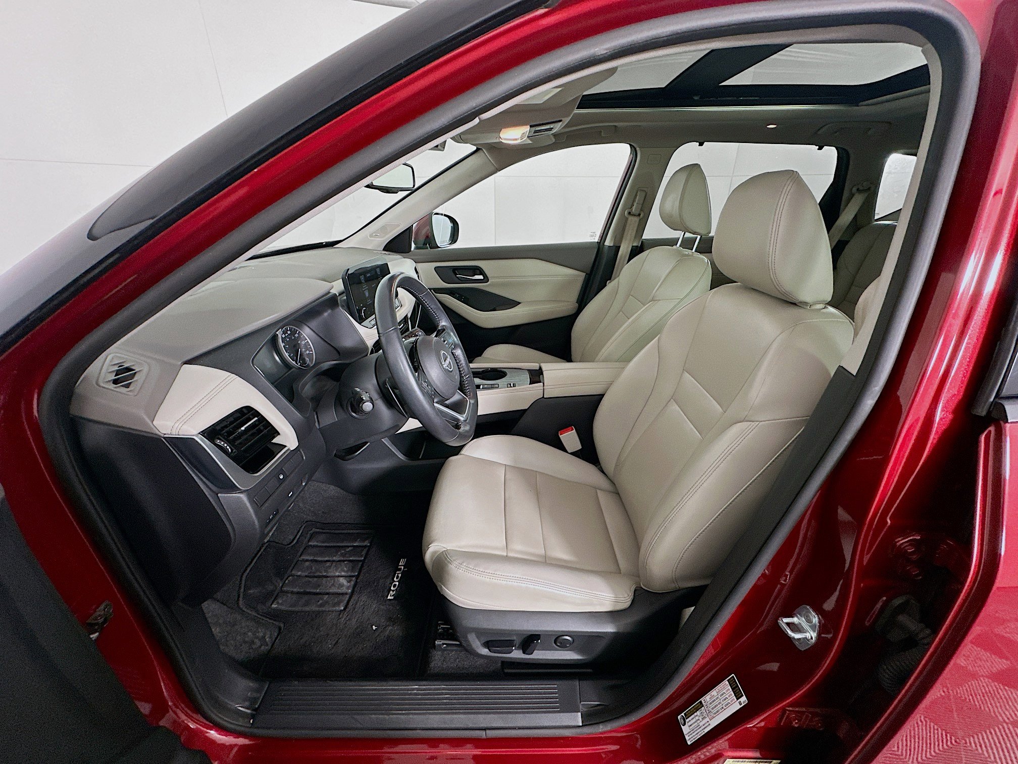 Used 2022 Nissan Rogue SL w/ SL Premium Package image 13