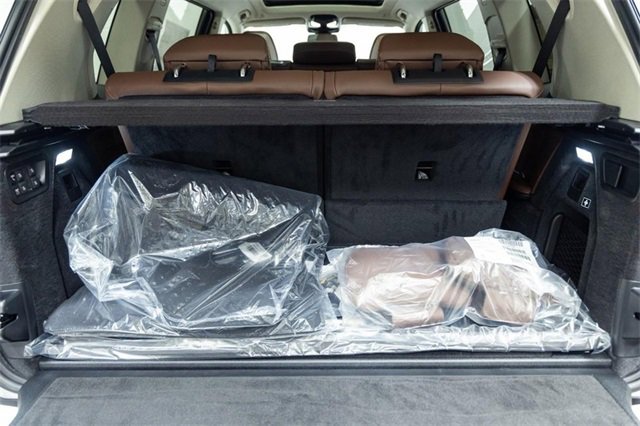 Certified 2025 BMW X7 xDrive40i image 11