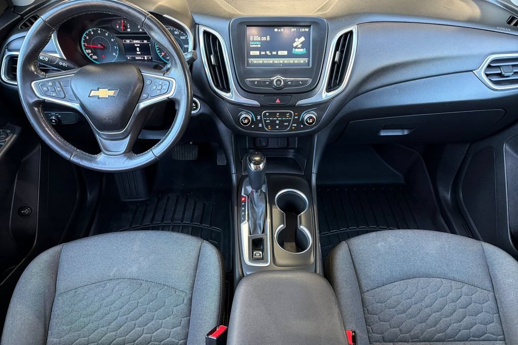 Used 2018 Chevrolet Equinox LT AWD/4WD image 11