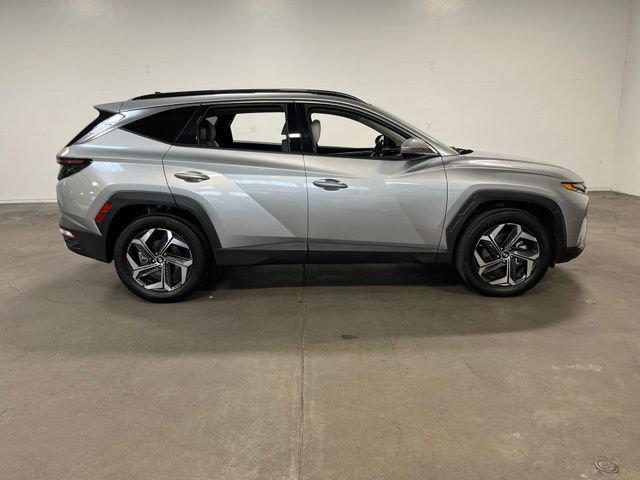 Used 2023 Hyundai Tucson Limited AWD/4WD image 2