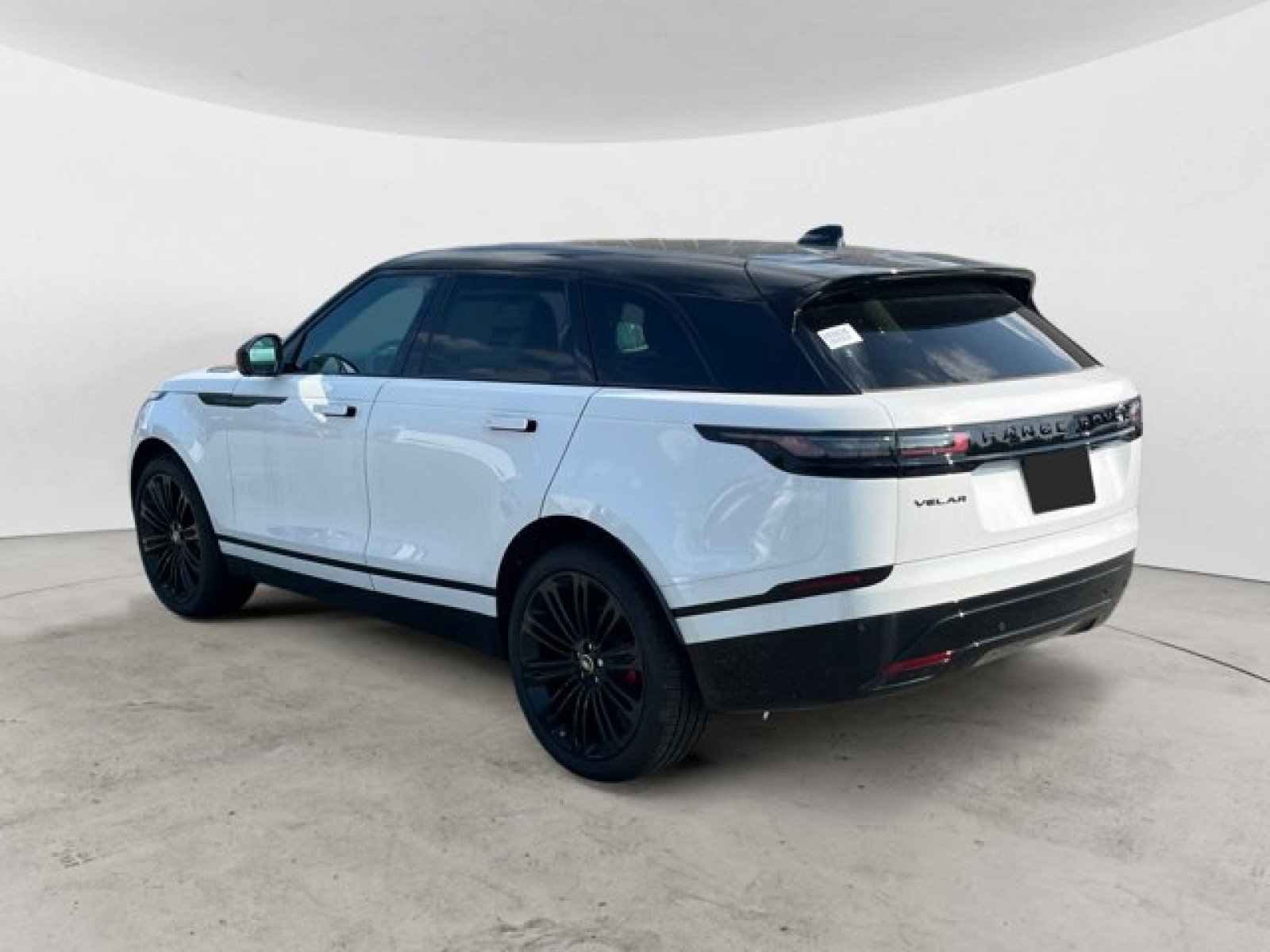 New 2025 Land Rover Range Rover Velar Dynamic SE image 6