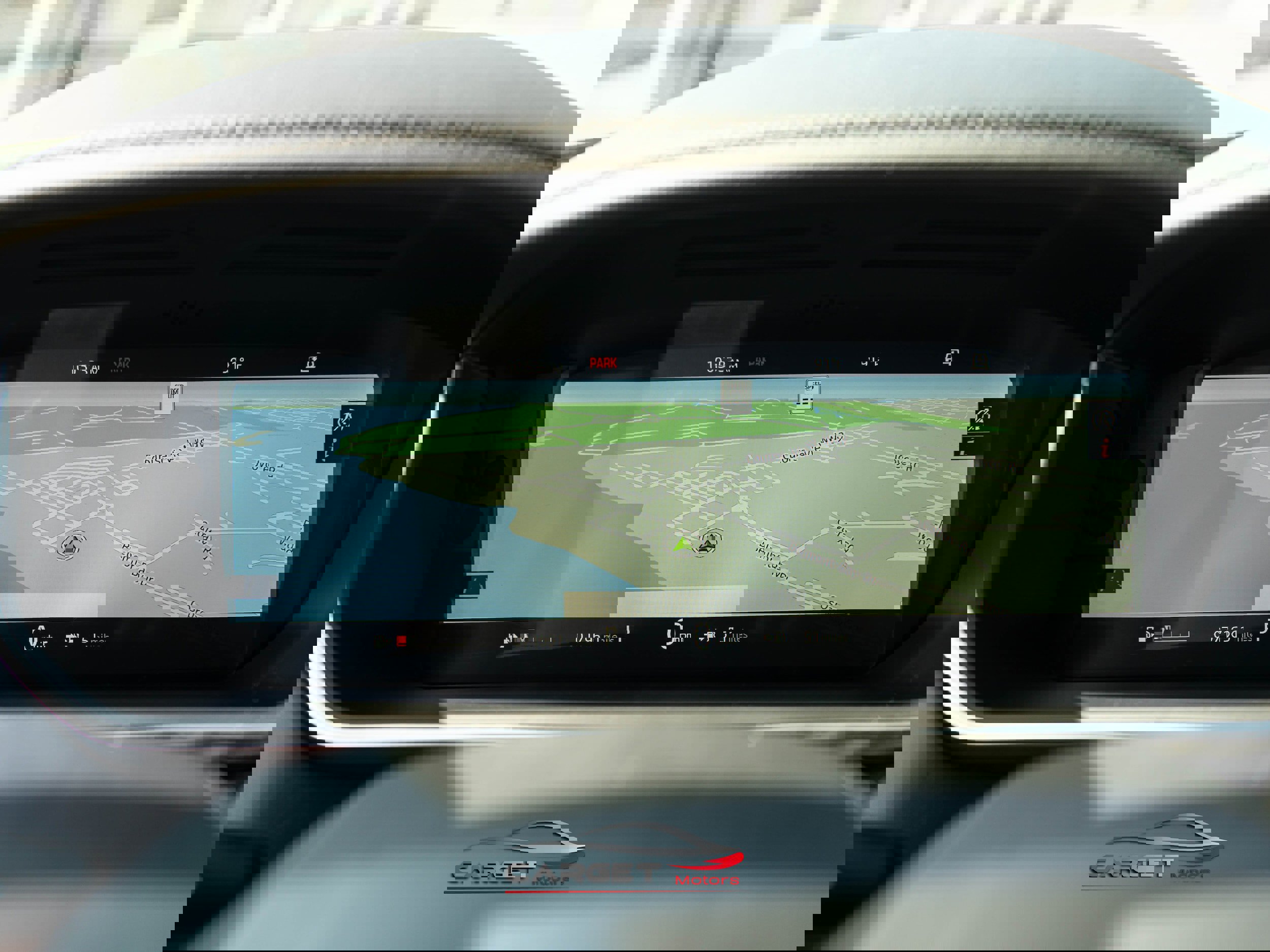 Used 2020 Land Rover Range Rover HSE image 31