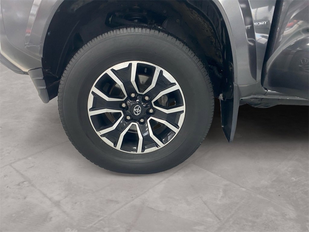 Used 2023 Toyota Tacoma TRD Sport image 14