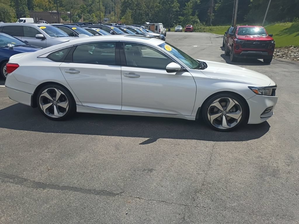 Used 2019 Honda Accord Touring image 5