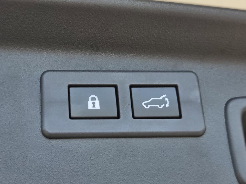 Certified 2026 Subaru Outback Premium AWD/4WD image 12