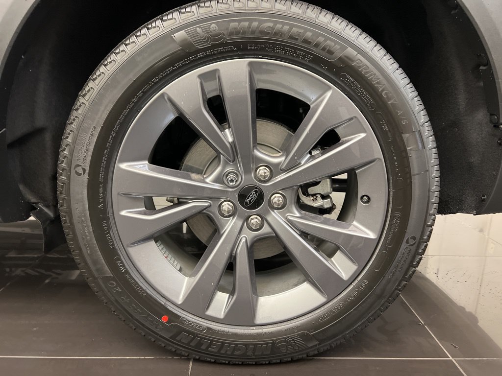 New 2026 Ford Explorer Active w/ Active Comfort Package AWD/4WD image 7