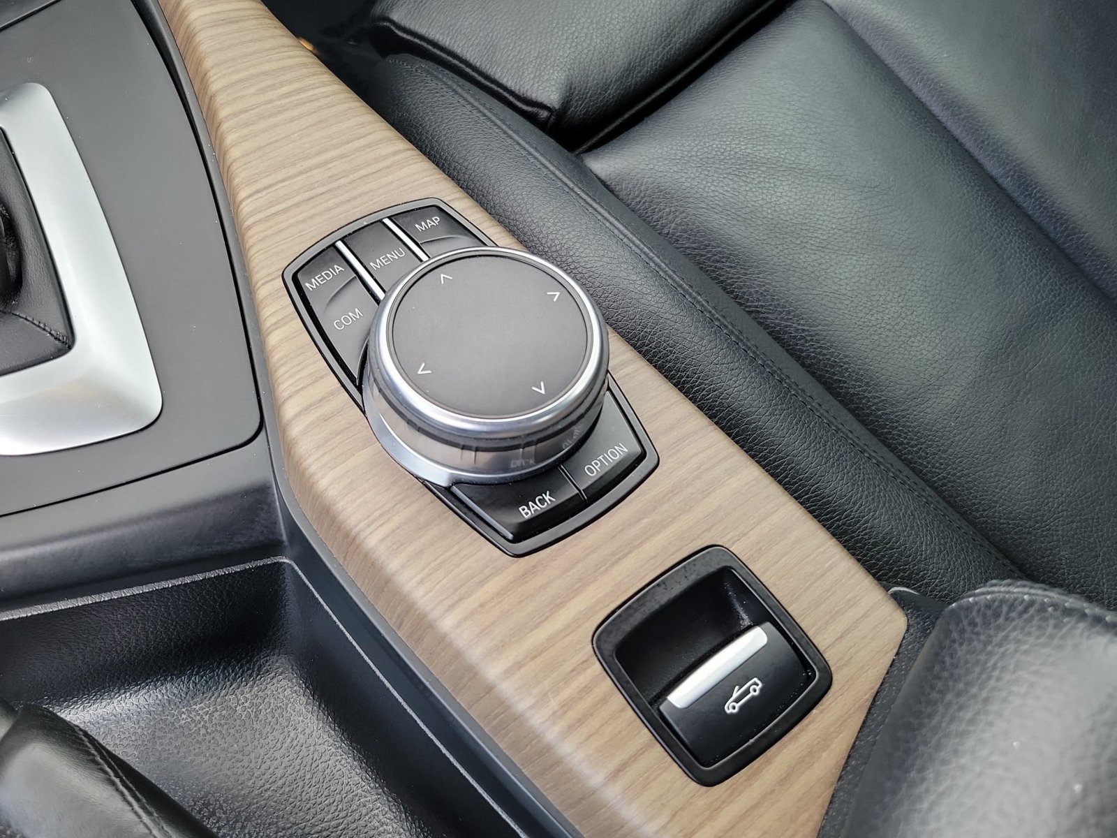 Used 2018 BMW M240i Convertible RWD image 28