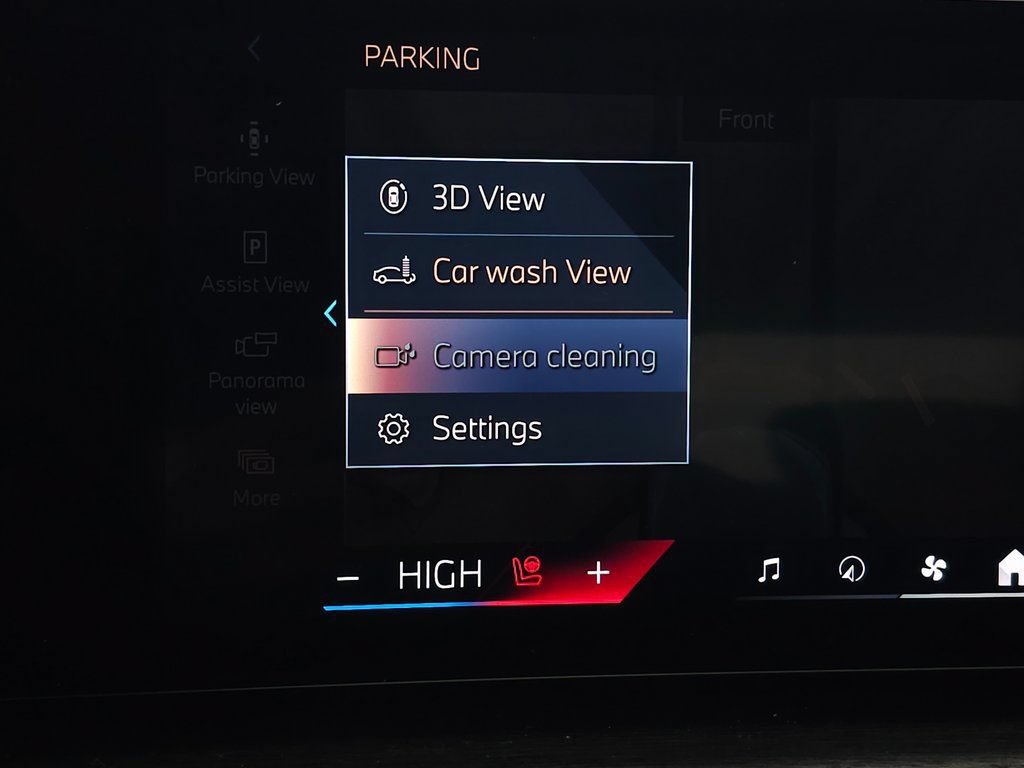 Used 2026 BMW 740i xDrive AWD/4WD image 30